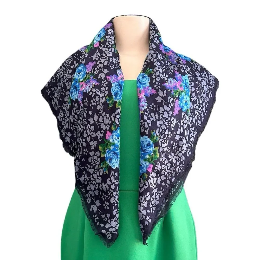 Honey Vintage 100% Wool Dark Blue Floral Print Fringed Edge Scarf Wrap